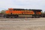 BNSF ES44C4 #6952